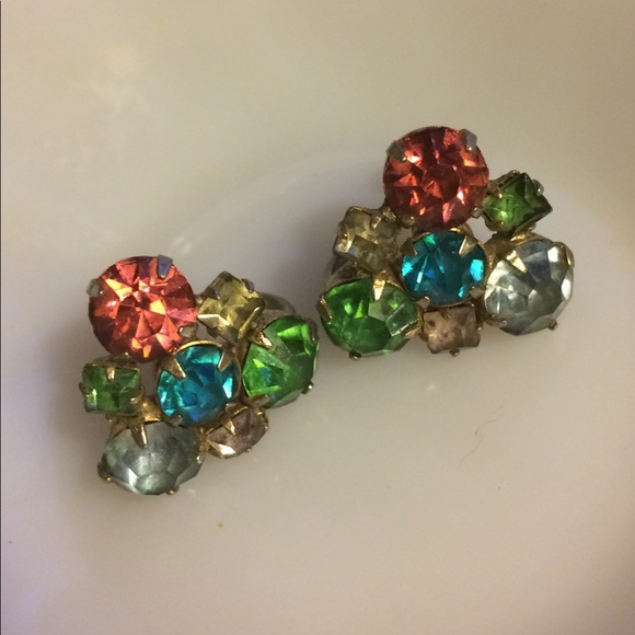 Gorgeous 1950s Vintage Earrings - Picture 5 of 5